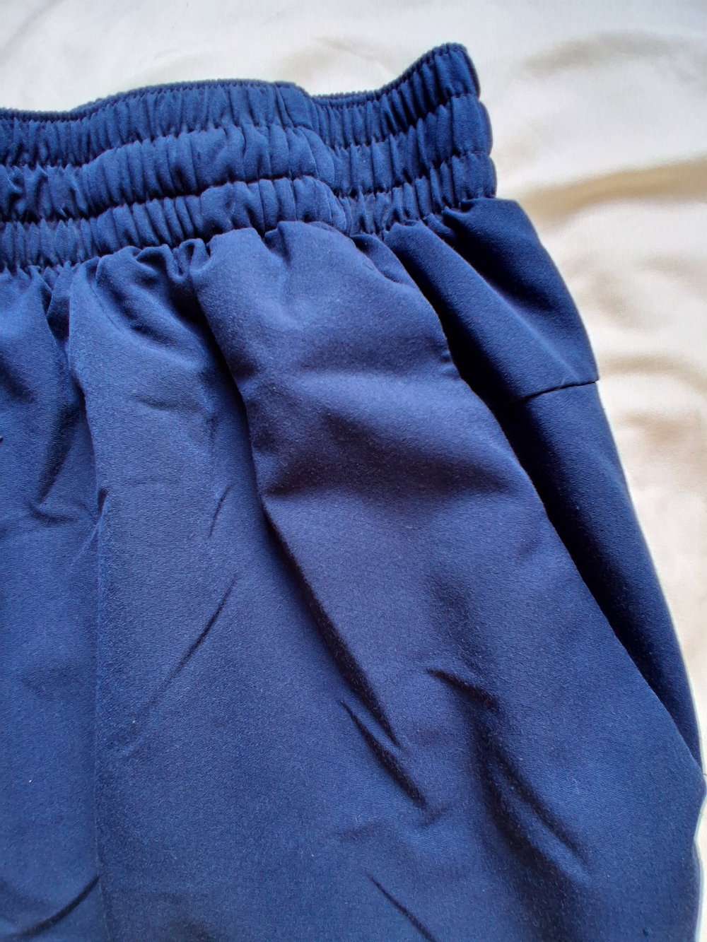 Russell Athletic Navy Performance Drawstring Shorts Men's Size S-CH (28-30) - Picture 5 of 9